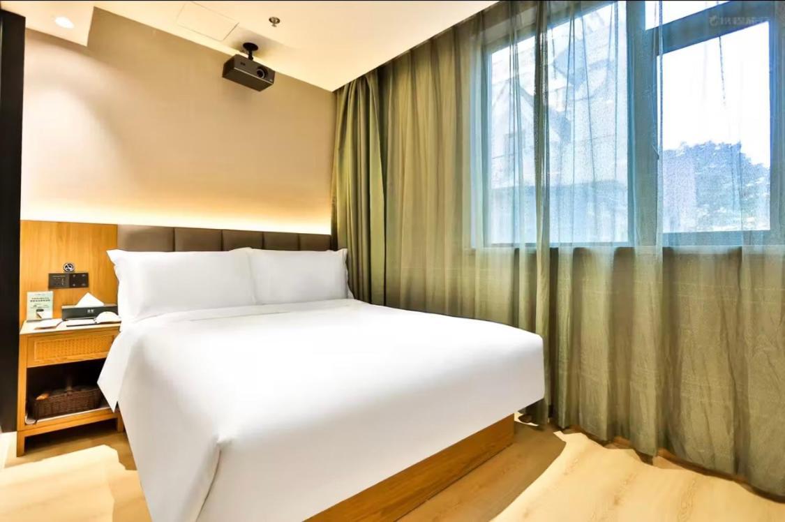 True Go Hotel - Shanghai Jing'An Temple Nanjing West Road Buitenkant foto