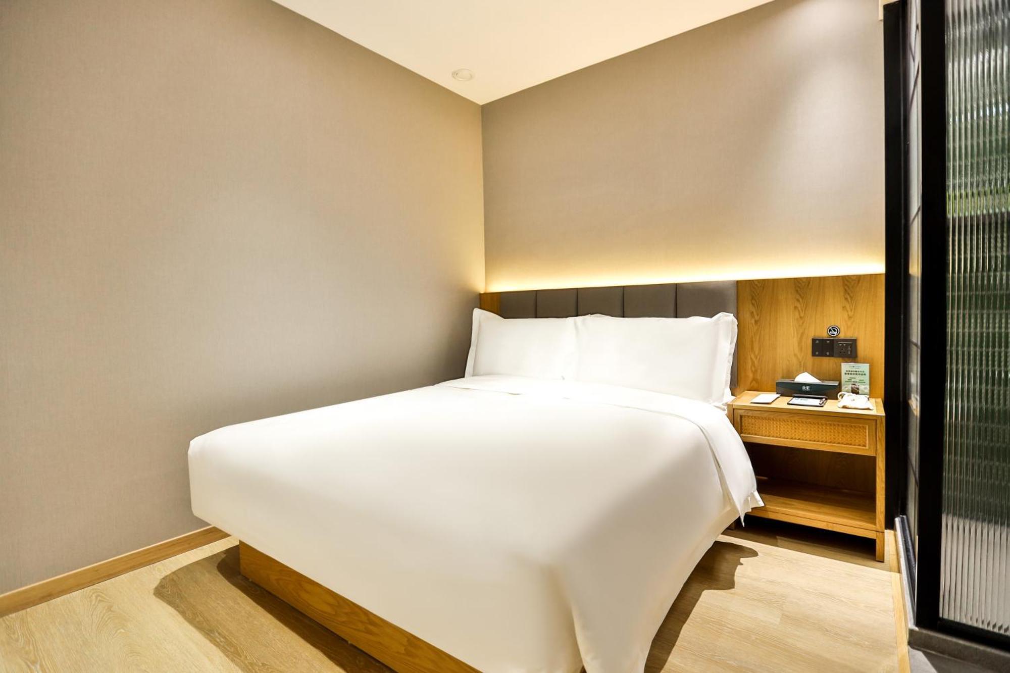 True Go Hotel - Shanghai Jing'An Temple Nanjing West Road Buitenkant foto