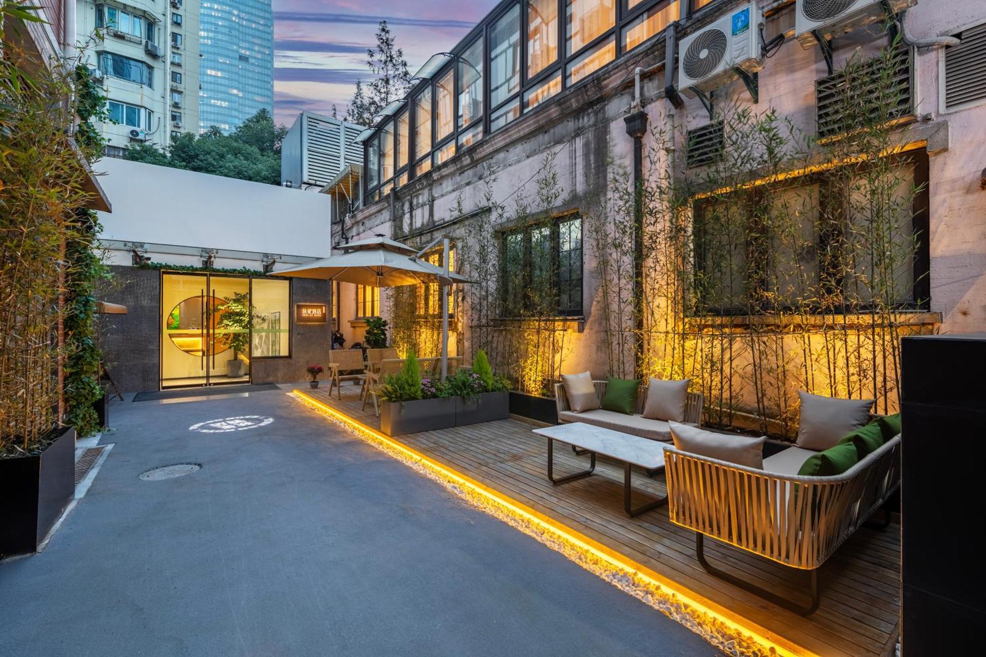 True Go Hotel - Shanghai Jing'An Temple Nanjing West Road Buitenkant foto