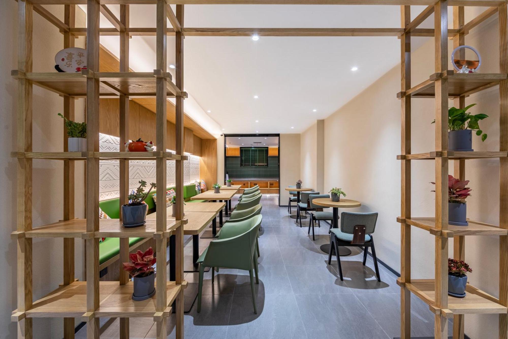 True Go Hotel - Shanghai Jing'An Temple Nanjing West Road Buitenkant foto